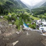 La plupart du temps, les assurés ont subi un dommage total occasionné soit directement par l'éboulement, soit par les inondations qui ont suivi (archives). © KEYSTONE / MICHAEL BUHOLZER